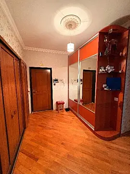 Satılır 3 otaqlı mənzil 120 m²