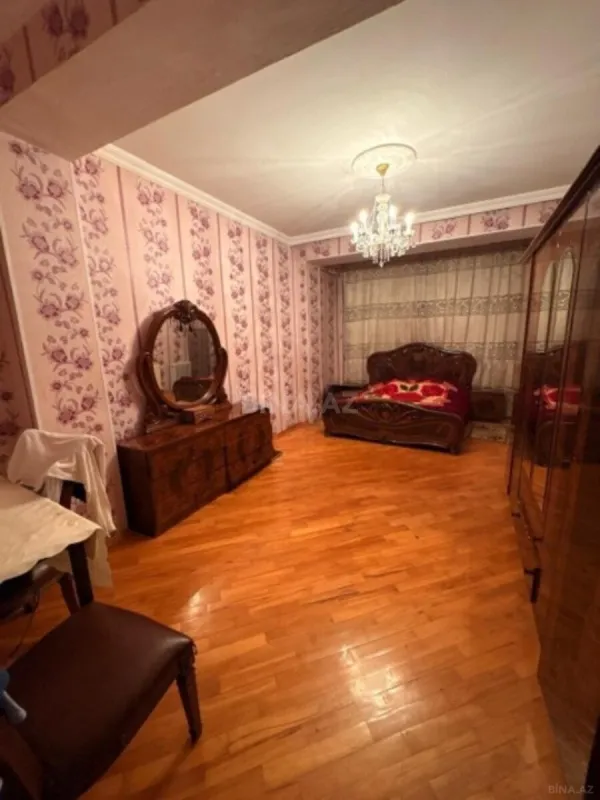 Satılır 3 otaqlı mənzil 120 m²