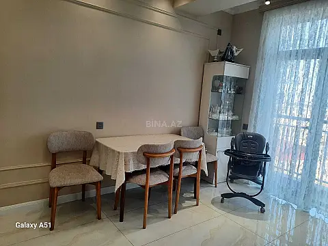 Satılır 2 otaqlı mənzil 87 m²
