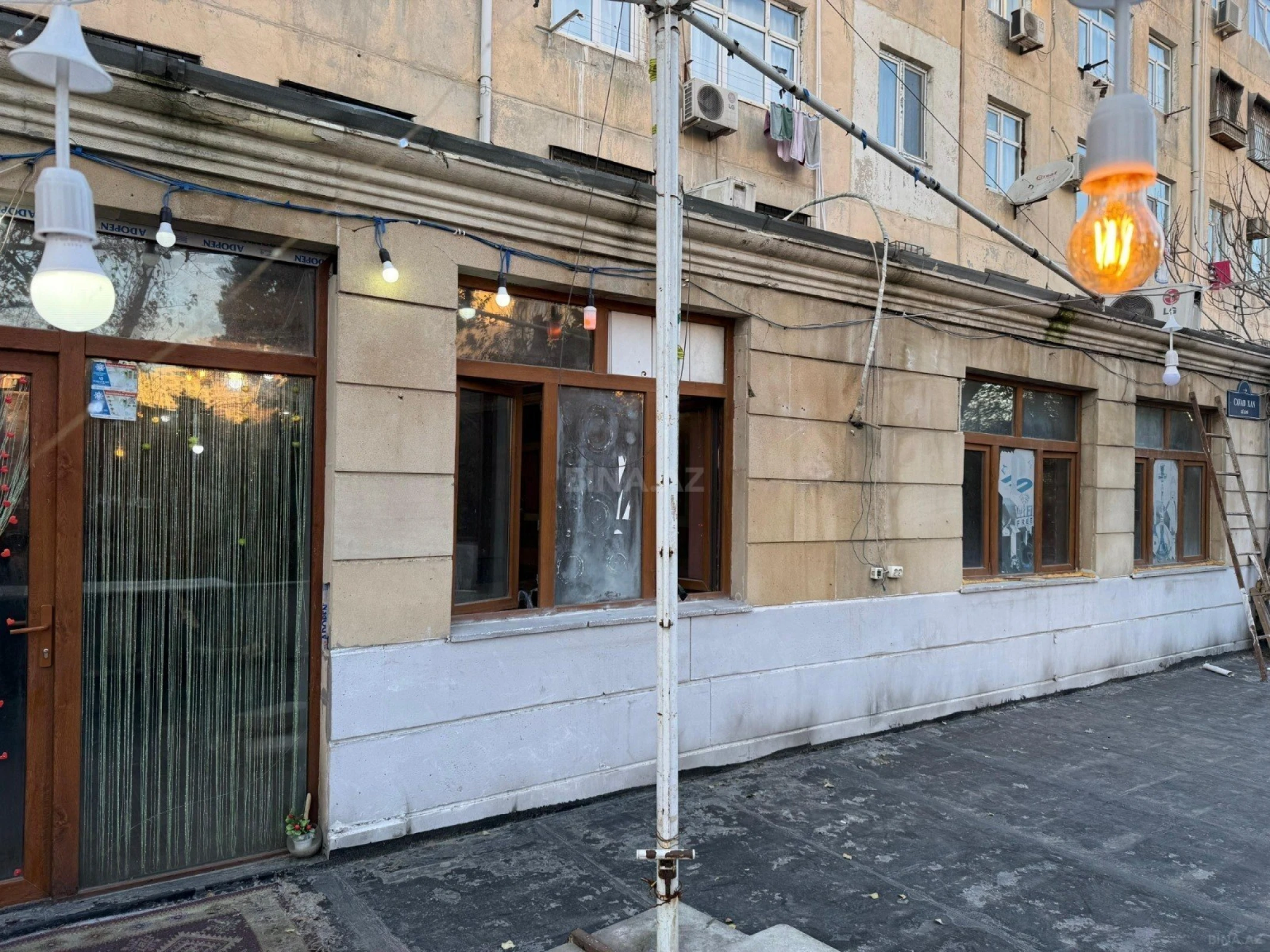 Satılır obyekt 450 m²