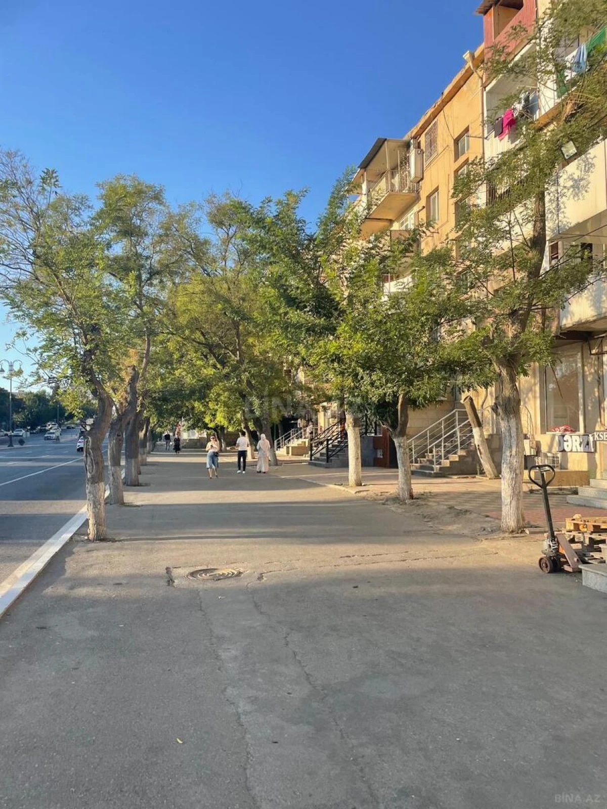 Satılır obyekt 120 m²