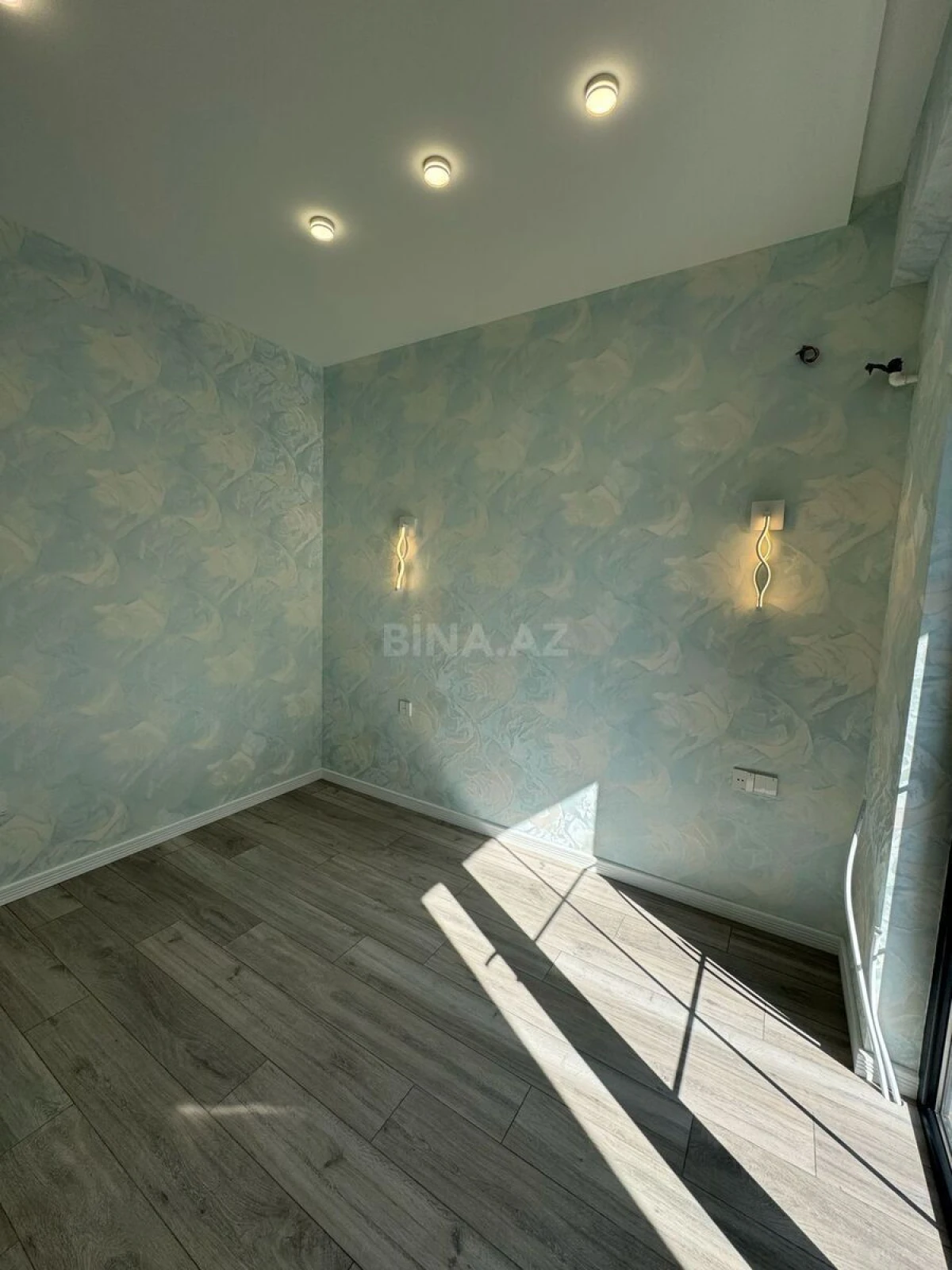 Satılır 2 otaqlı mənzil 44 m²