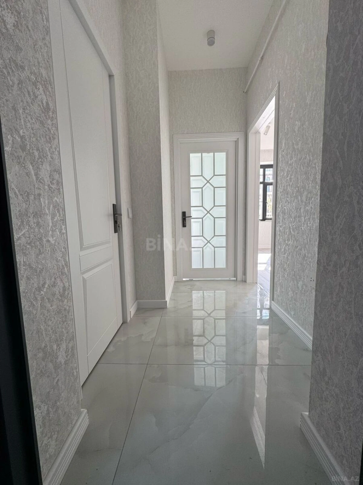 Satılır 2 otaqlı mənzil 44 m²