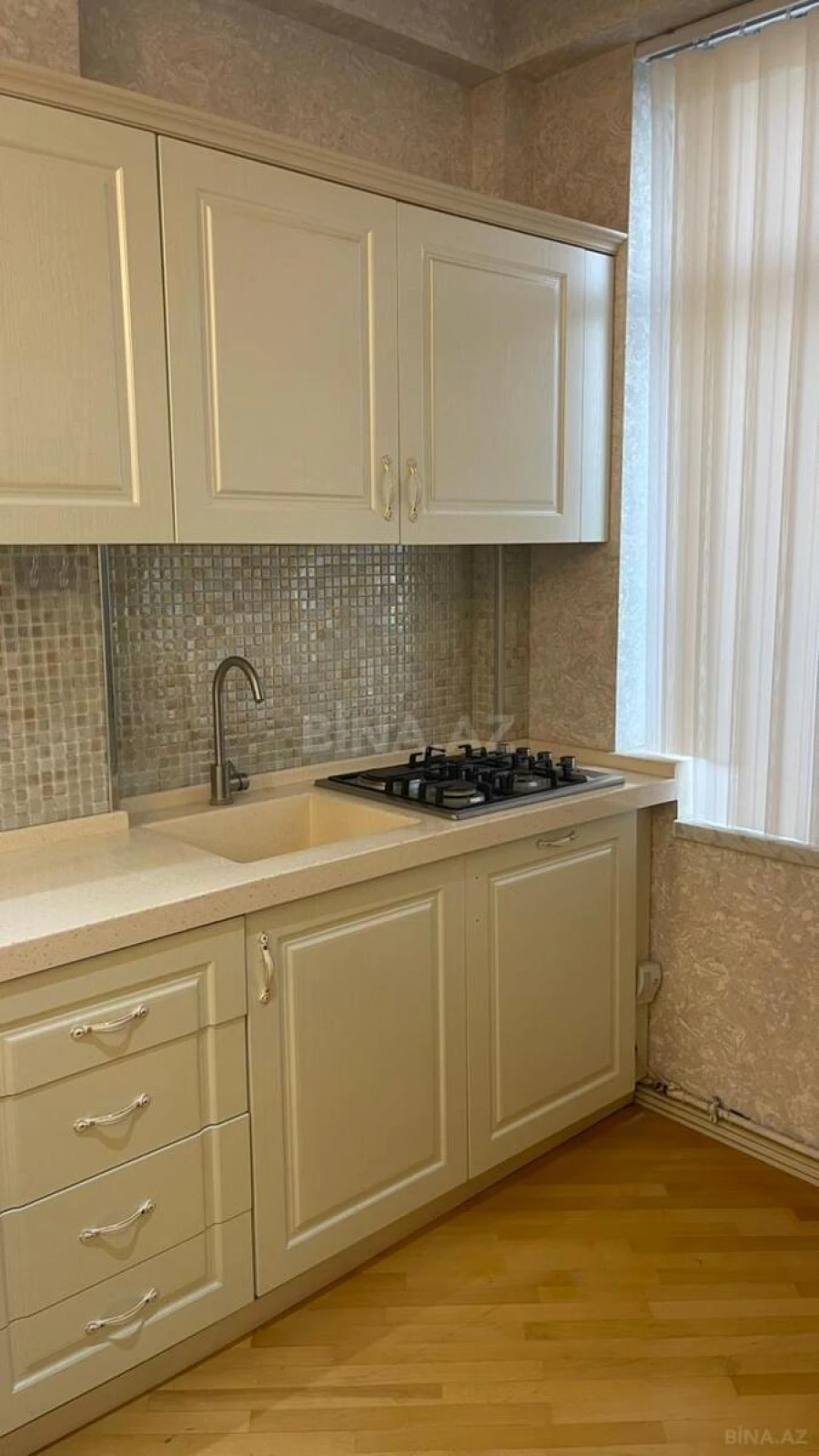 Kirayə verilir 3 otaqlı mənzil 70 m²