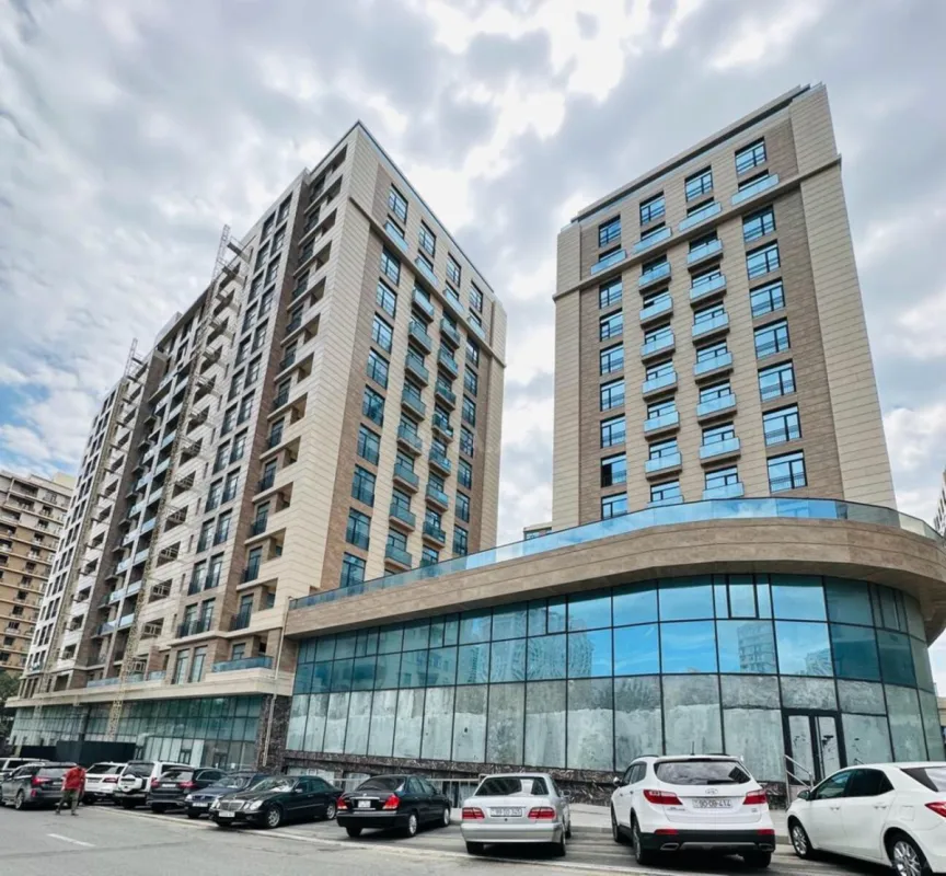 Satılır 2 otaqlı mənzil 65 m²