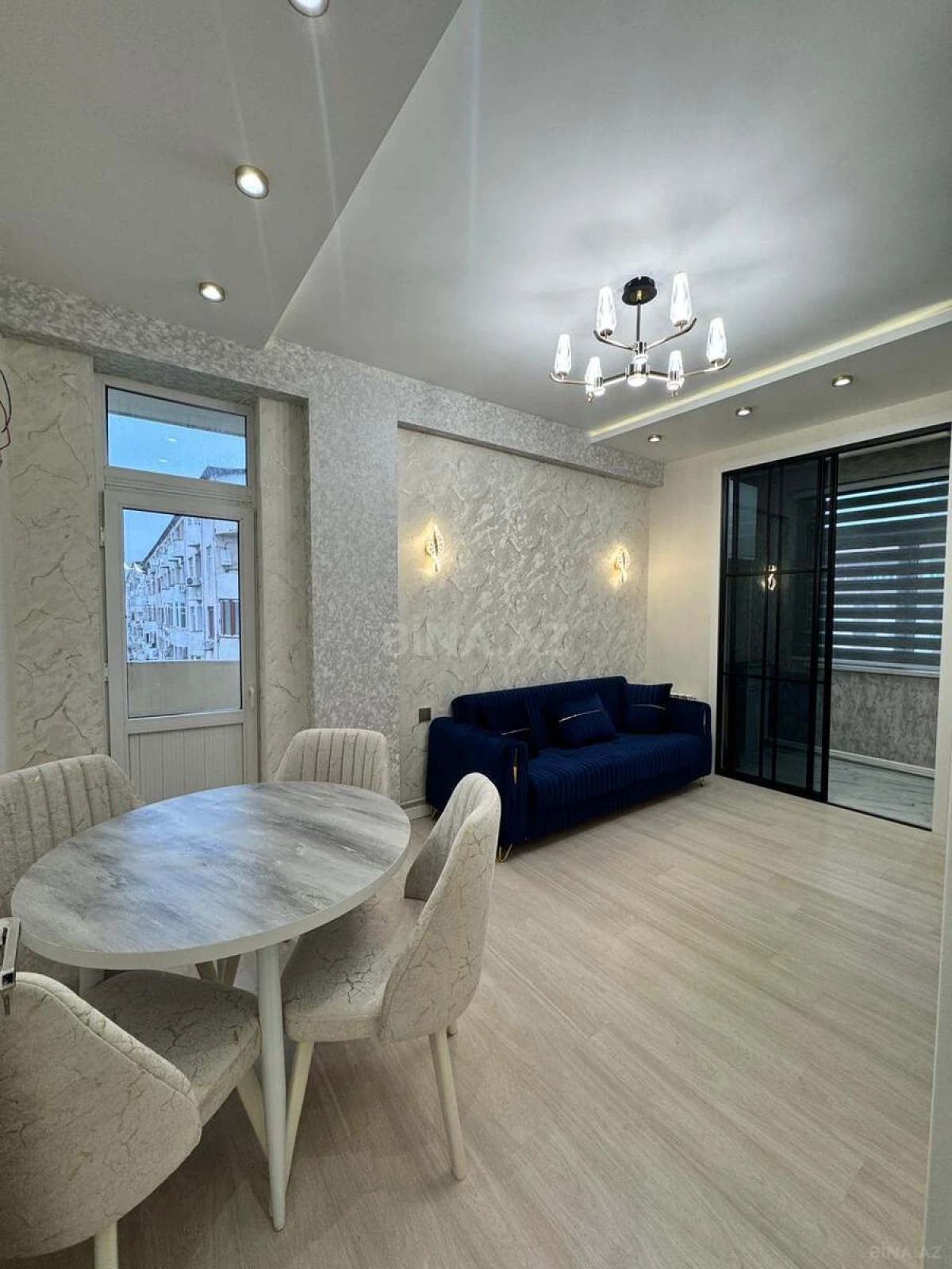 Satılır 2 otaqlı mənzil 60 m²