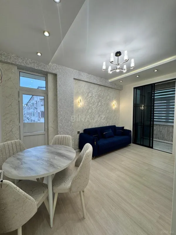 Satılır 2 otaqlı mənzil 60 m²