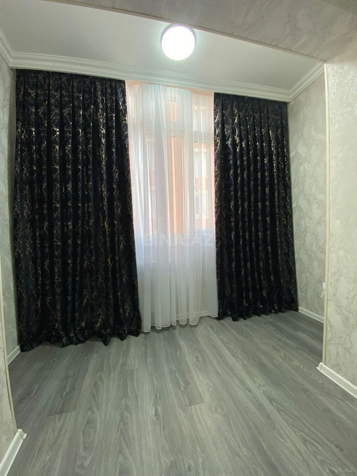 Satılır 3 otaqlı mənzil 60 m²