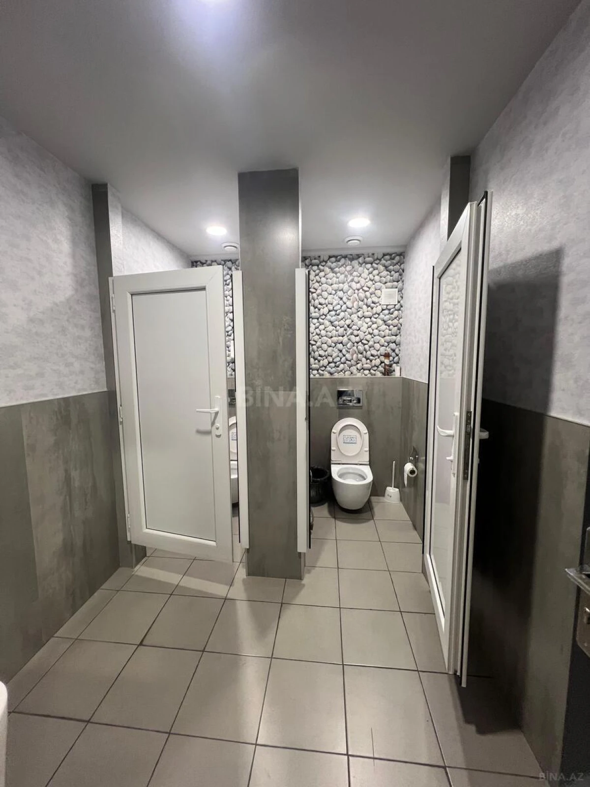 Kirayə verilir 20 otaqlı ofis 500 m²