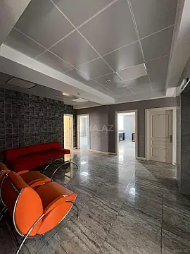 Kirayə verilir 20 otaqlı ofis 500 m²