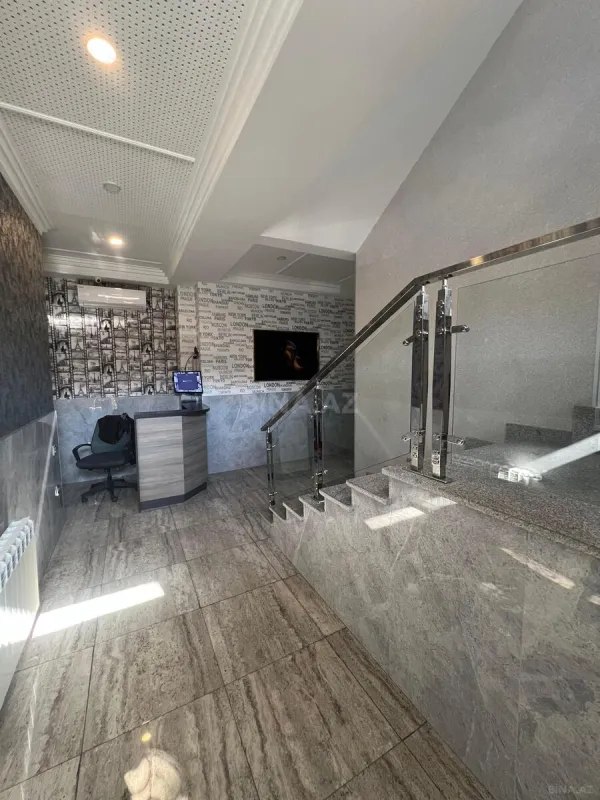 Kirayə verilir 20 otaqlı ofis 500 m²