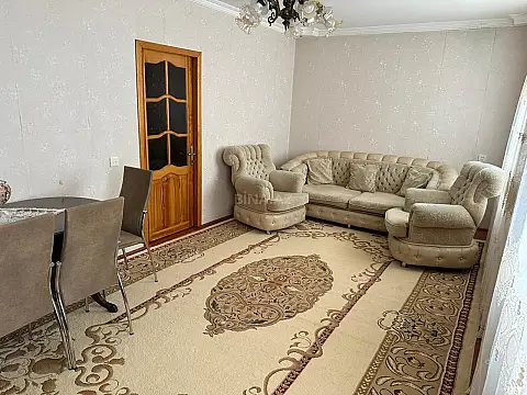 Satılır 4 otaqlı mənzil 100 m²