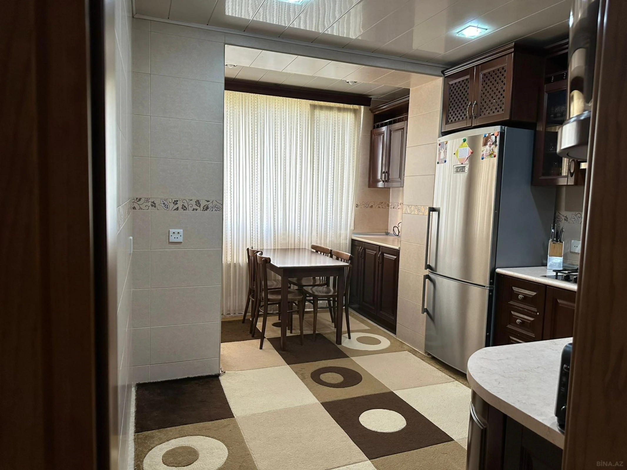 Satılır 4 otaqlı mənzil 100 m²