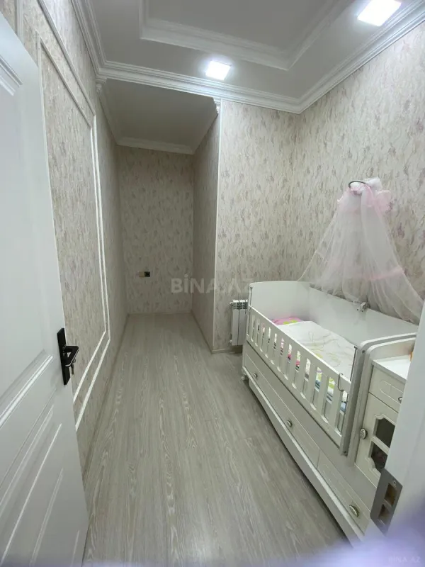Satılır 3 otaqlı mənzil 92 m²