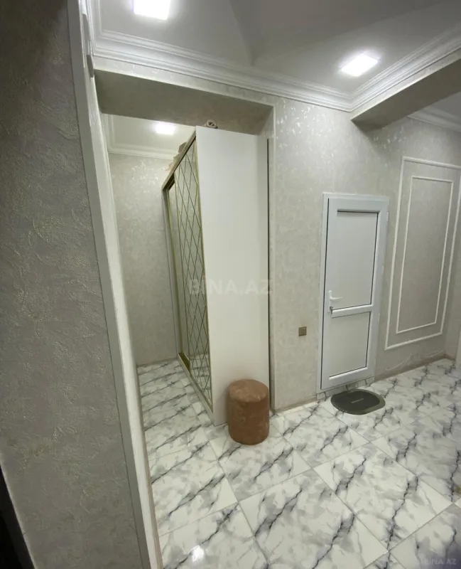 Satılır 3 otaqlı mənzil 92 m²