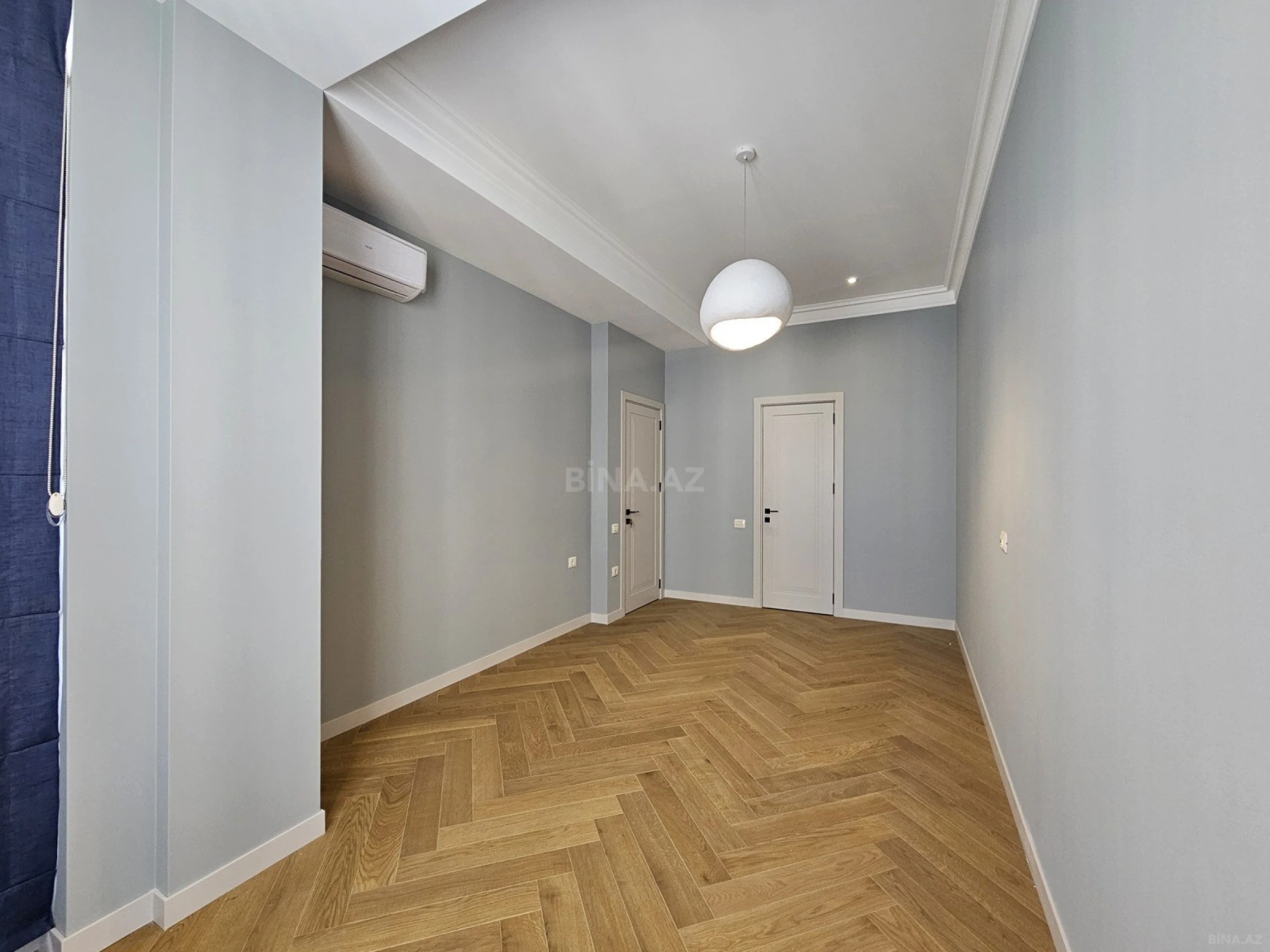 Satılır 3 otaqlı mənzil 135 m²