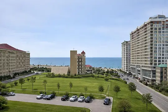 Satılır 4 otaqlı mənzil 186 m²