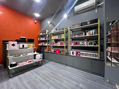 Satılır obyekt 32 m²