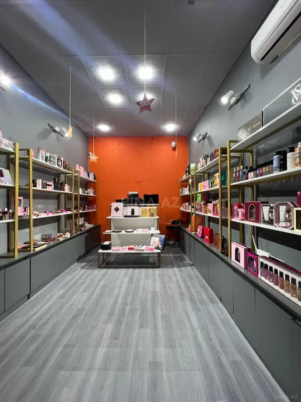 Satılır obyekt 32 m²