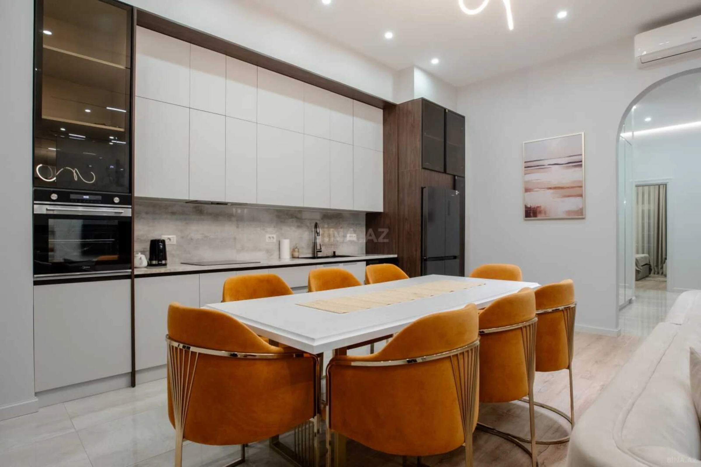 Kirayə verilir 3 otaqlı mənzil 115 m²