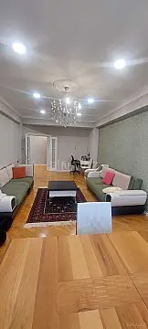Satılır 2 otaqlı mənzil 96 m²