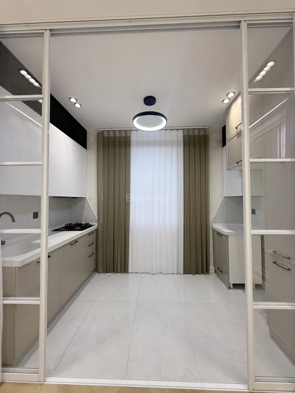 Satılır 3 otaqlı mənzil 82 m²