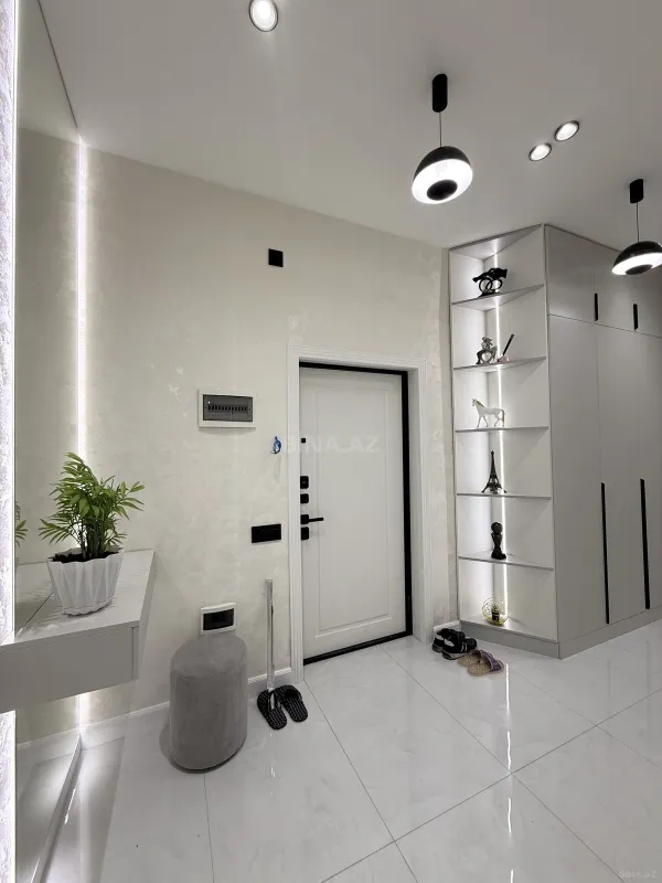 Satılır 3 otaqlı mənzil 82 m²