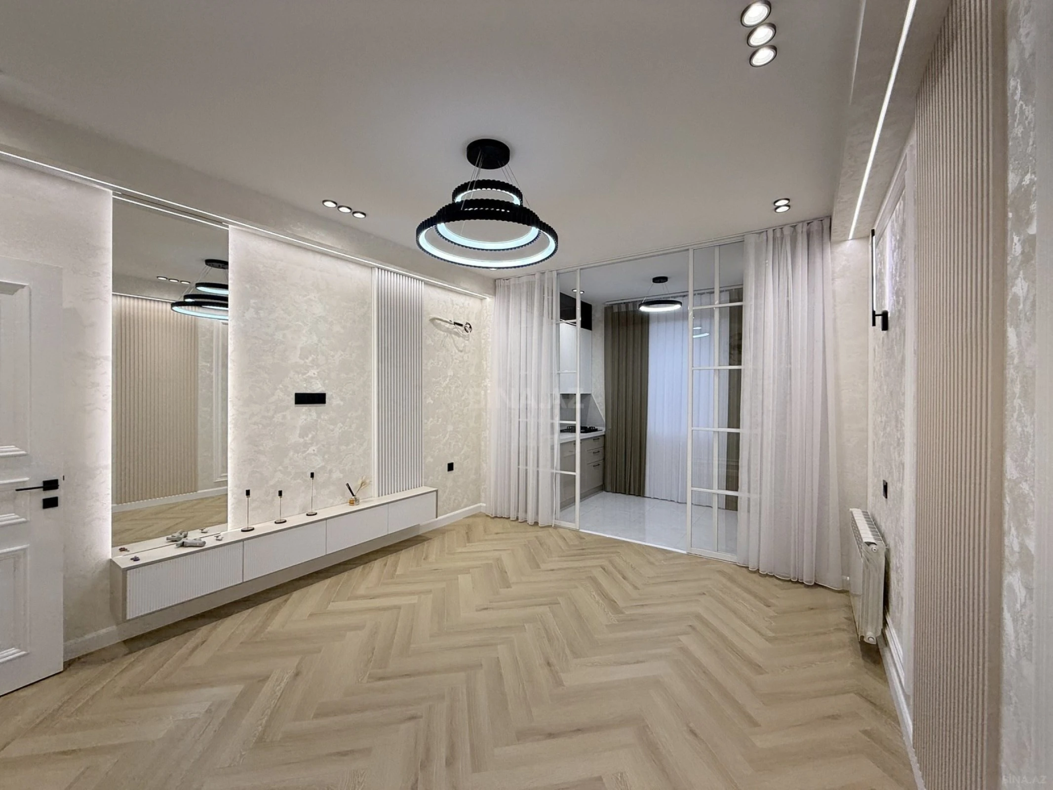 Satılır 3 otaqlı mənzil 82 m²