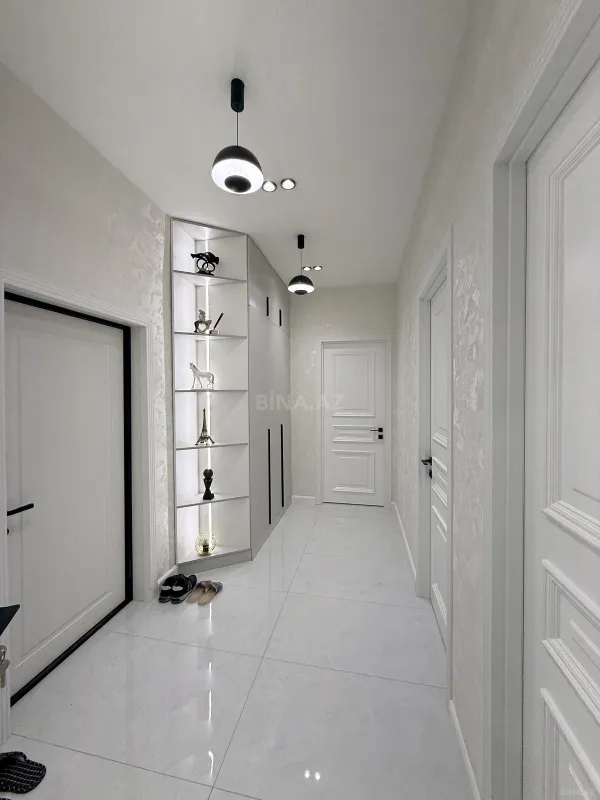 Satılır 3 otaqlı mənzil 82 m²