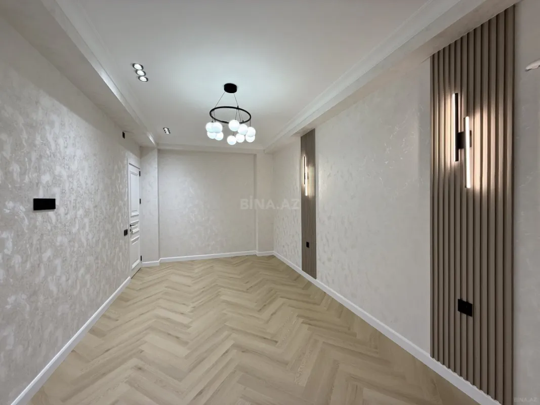 Satılır 3 otaqlı mənzil 82 m²