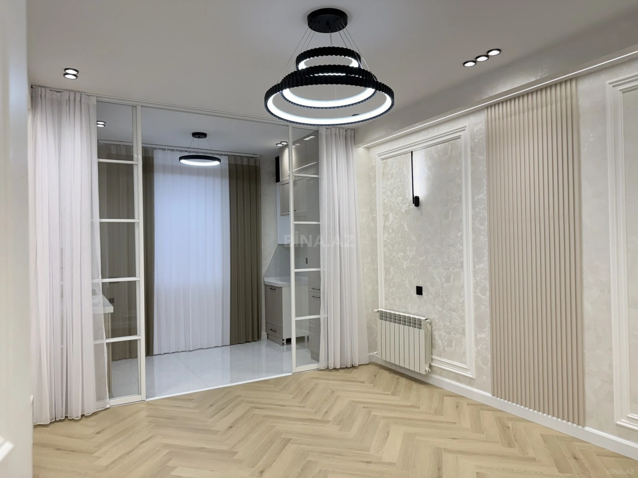 Satılır 3 otaqlı mənzil 82 m²