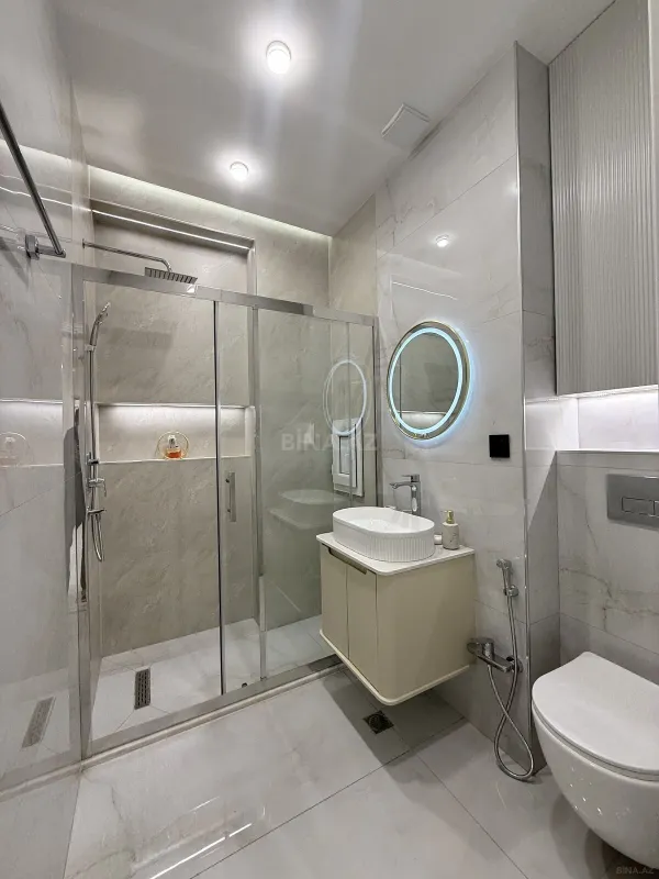 Satılır 3 otaqlı mənzil 82 m²