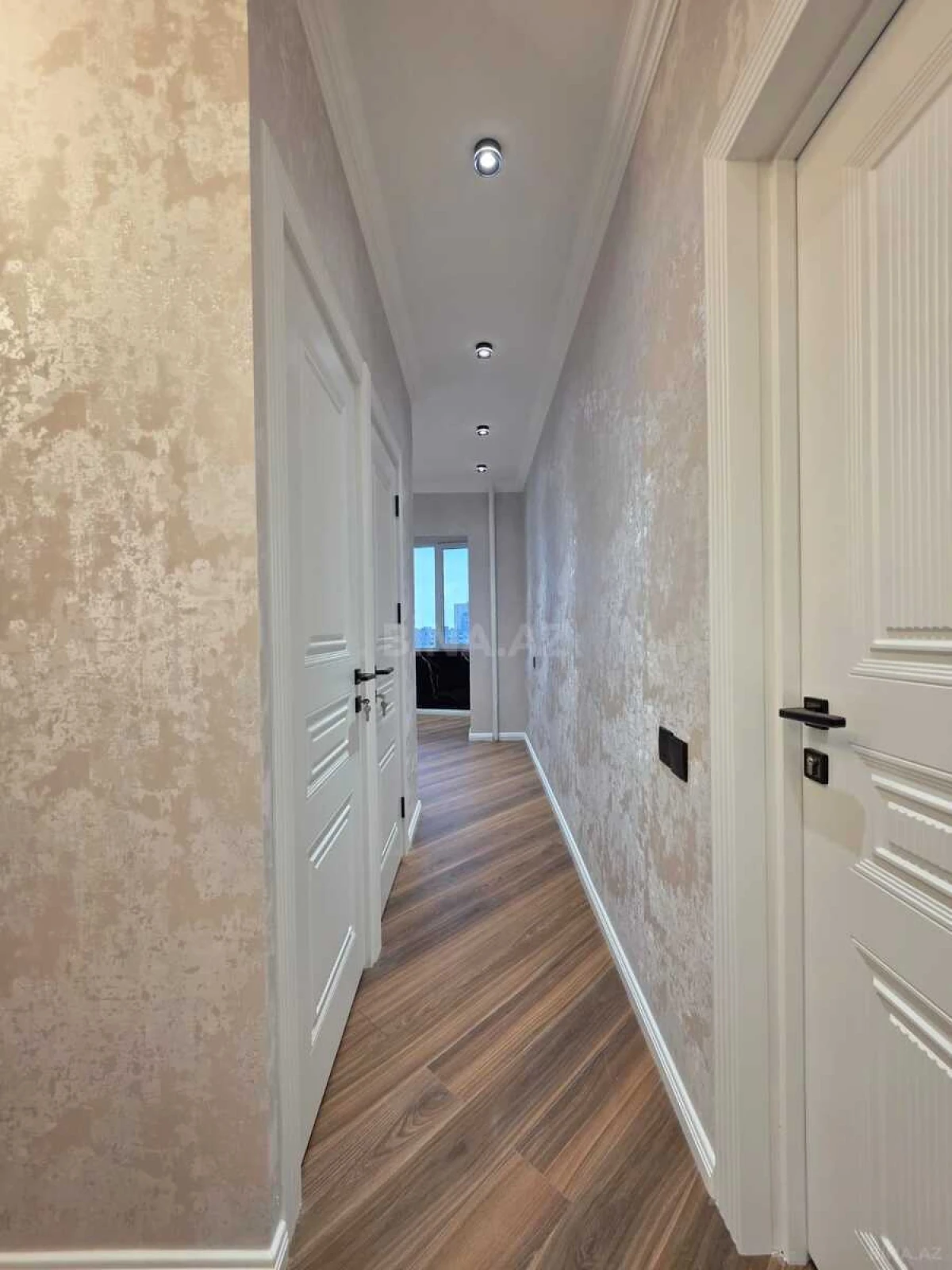 Satılır 3 otaqlı mənzil 80 m²