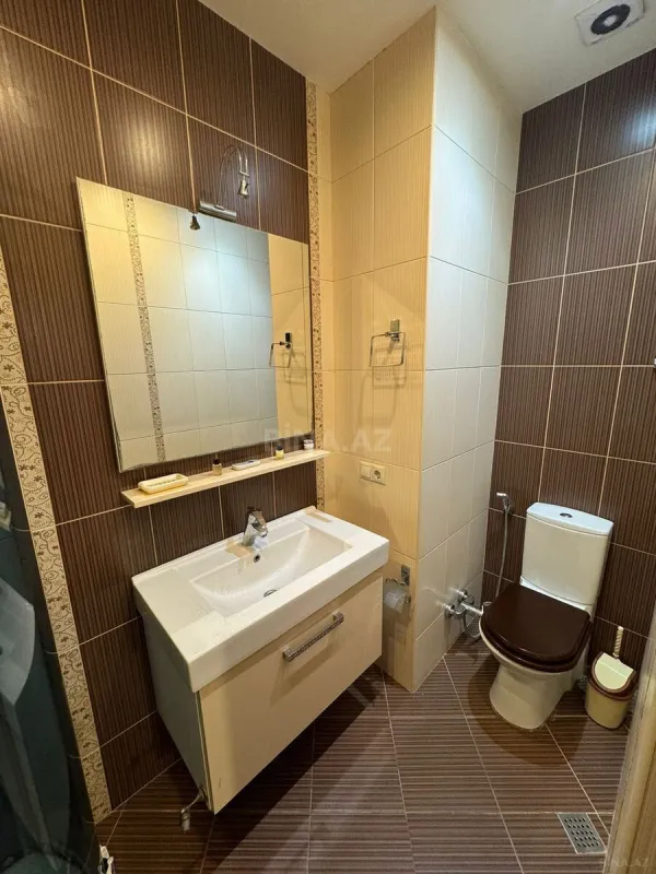 Satılır 3 otaqlı mənzil 110 m²