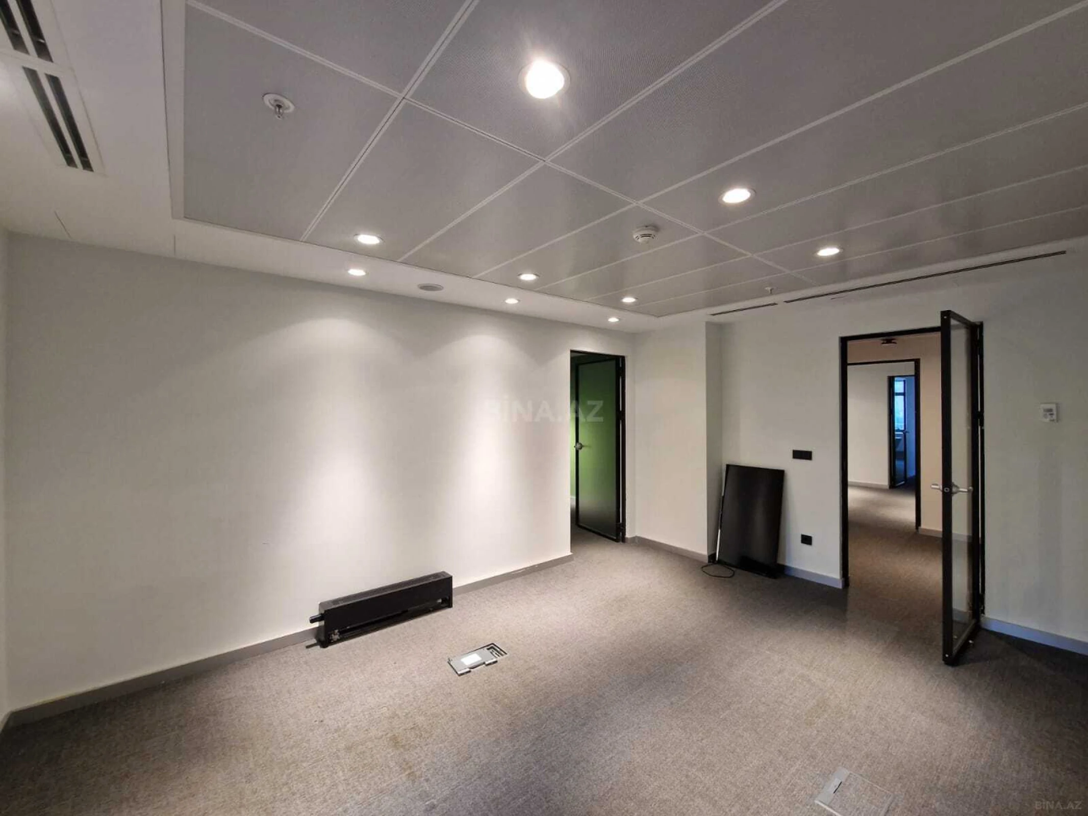 Kirayə verilir 5 otaqlı ofis 178 m²