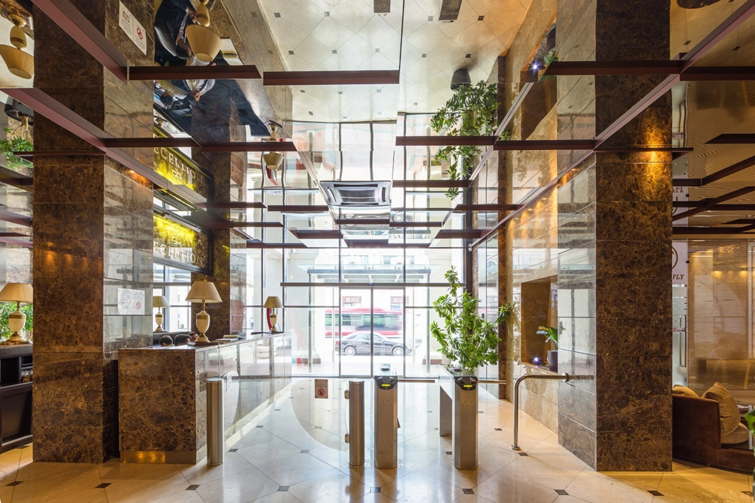 Kirayə verilir 5 otaqlı ofis 178 m²