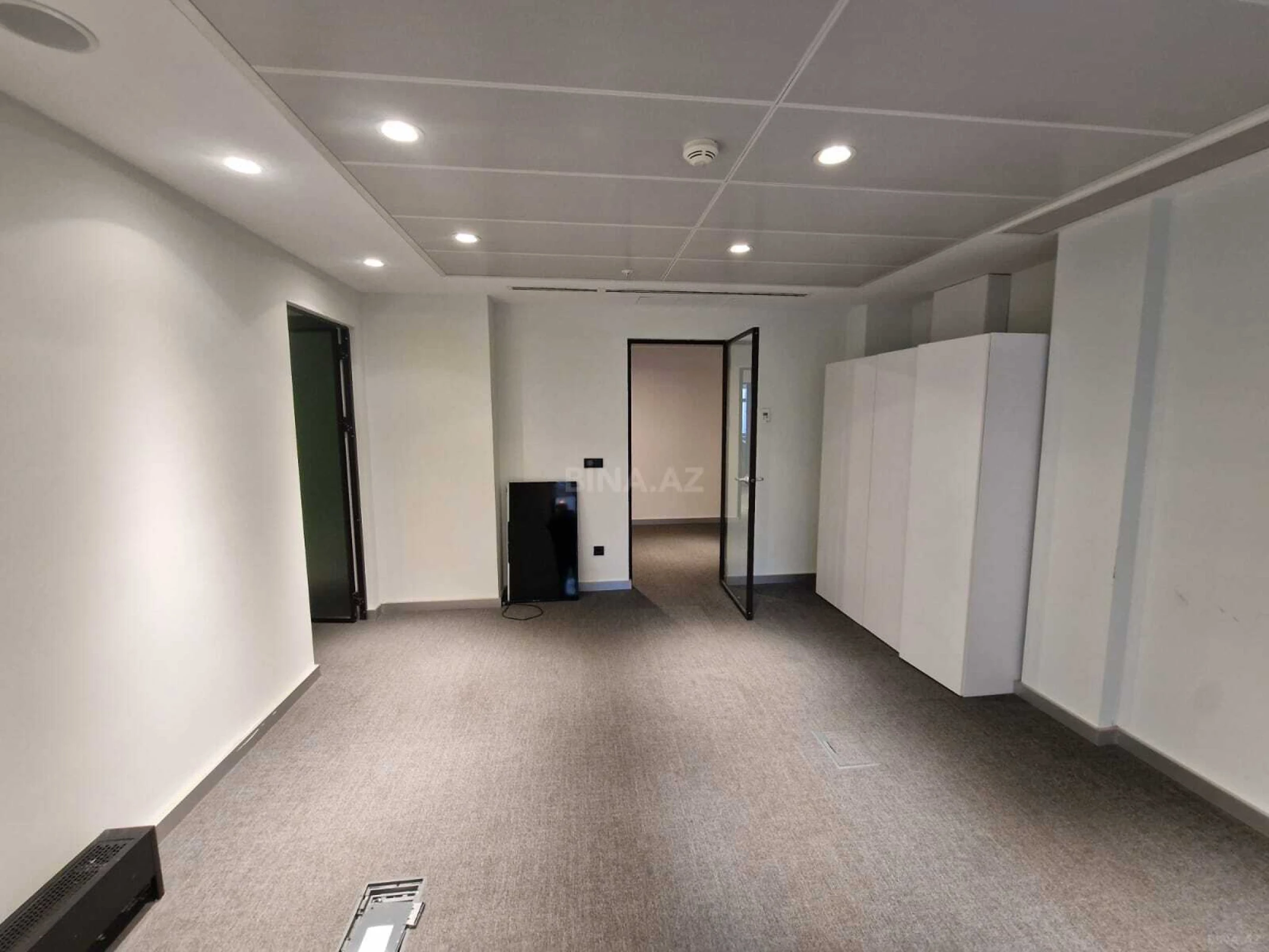 Kirayə verilir 5 otaqlı ofis 178 m²