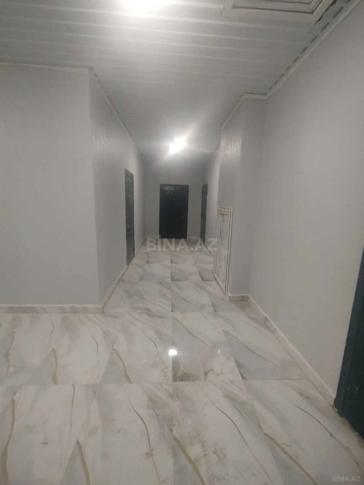 Satılır 1 otaqlı mənzil 44 m²