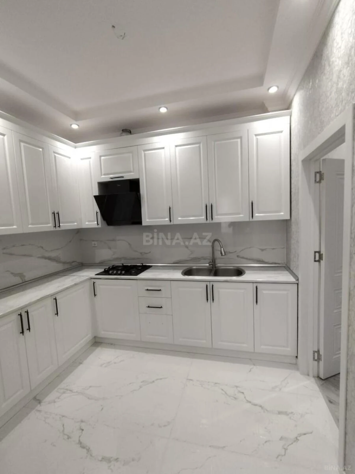 Kirayə verilir 3 otaqlı mənzil 80 m²
