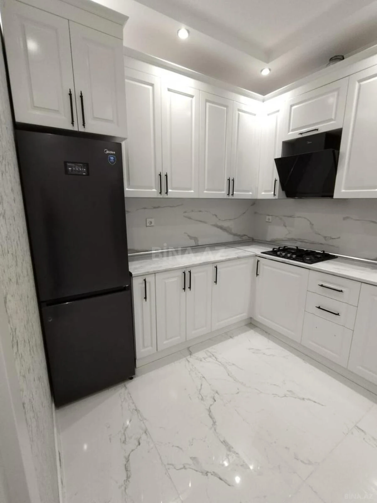 Kirayə verilir 3 otaqlı mənzil 80 m²