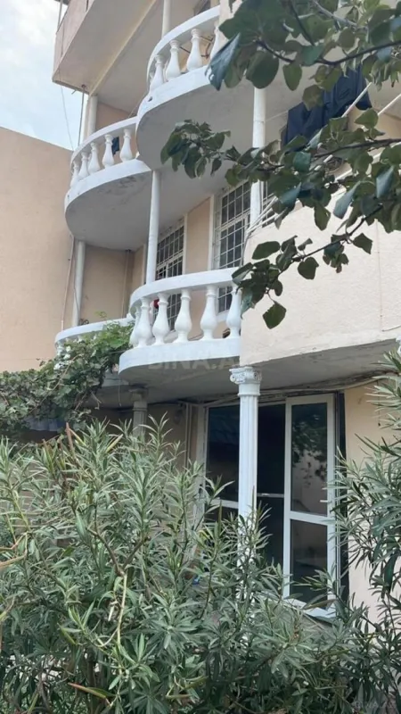 Satılır 15 otaqlı ofis 500 m²