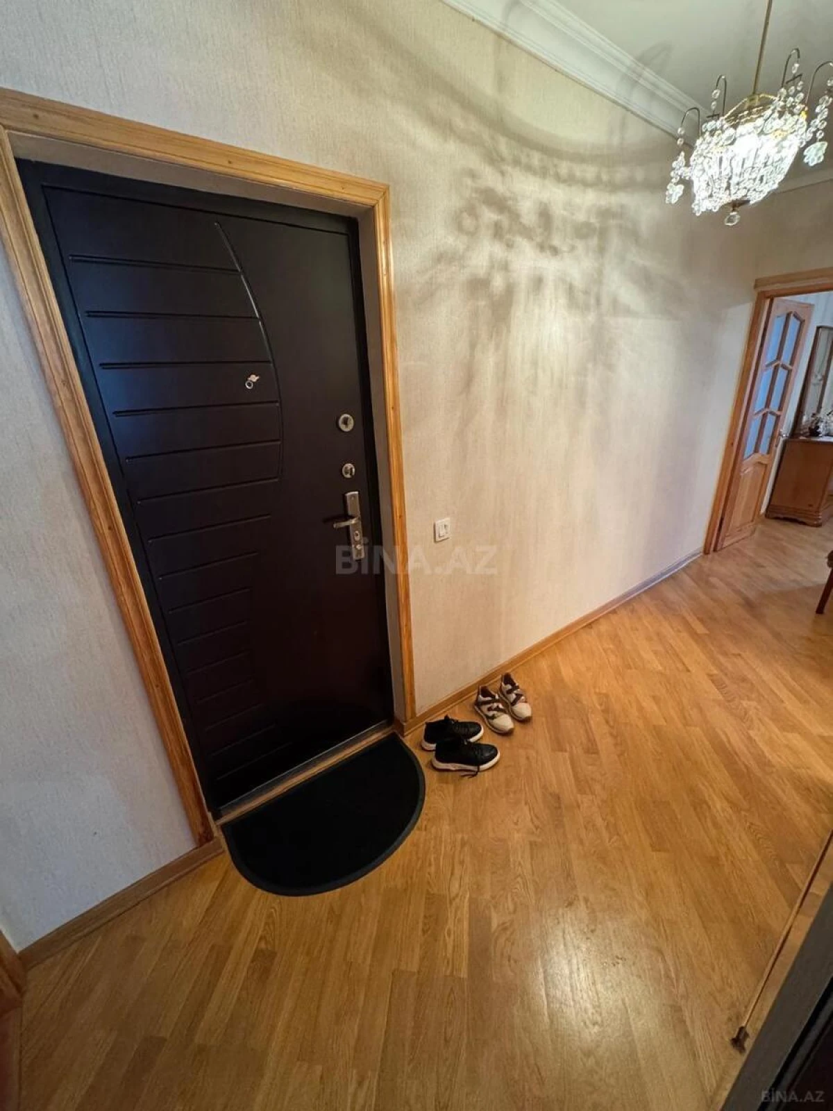 Satılır 2 otaqlı mənzil 62 m²