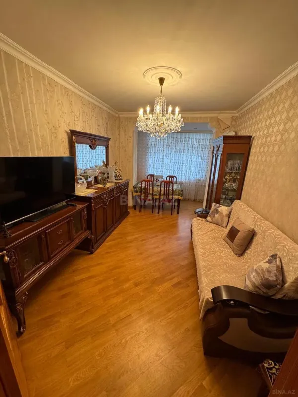 Satılır 2 otaqlı mənzil 62 m²