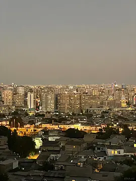 Satılır 3 otaqlı mənzil 145 m²