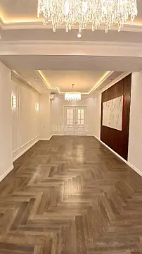 Satılır 4 otaqlı mənzil 173 m²