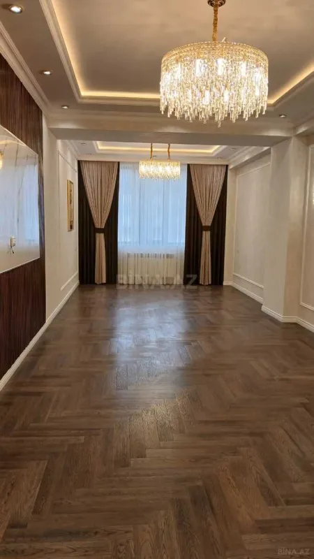 Satılır 4 otaqlı mənzil 173 m²