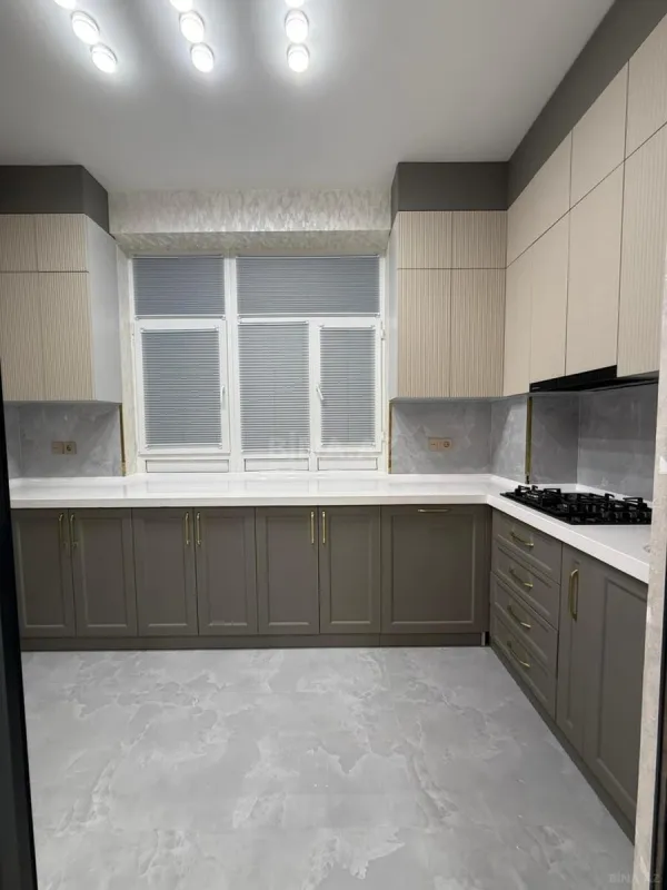 Satılır 3 otaqlı mənzil 96 m²