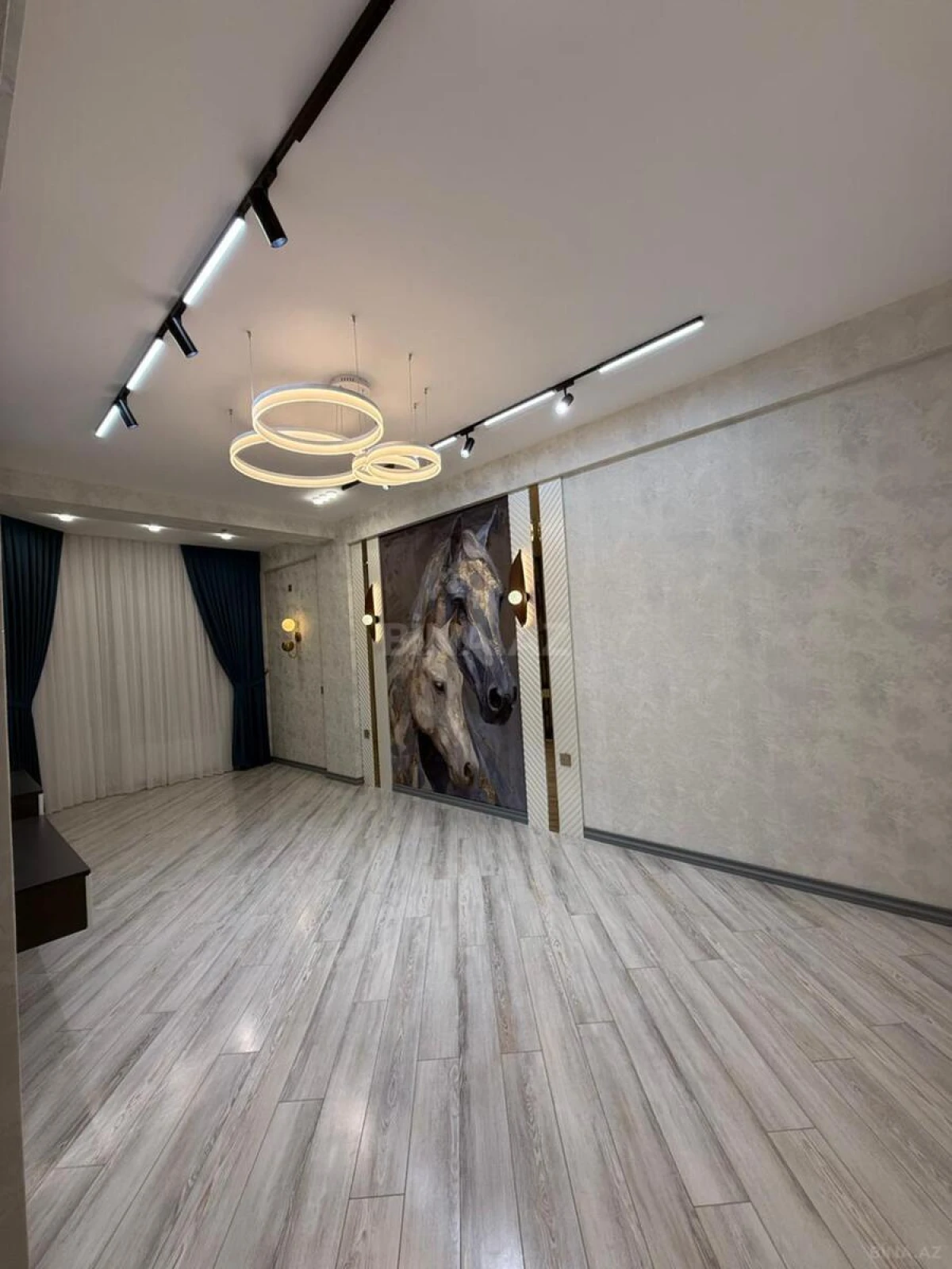 Satılır 3 otaqlı mənzil 96 m²