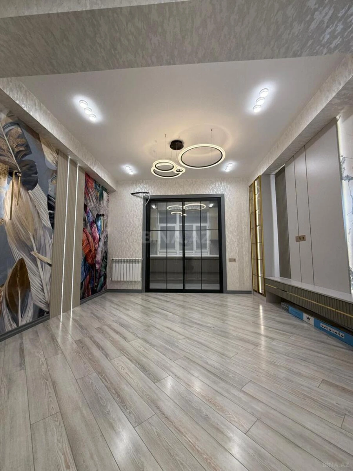 Satılır 3 otaqlı mənzil 96 m²
