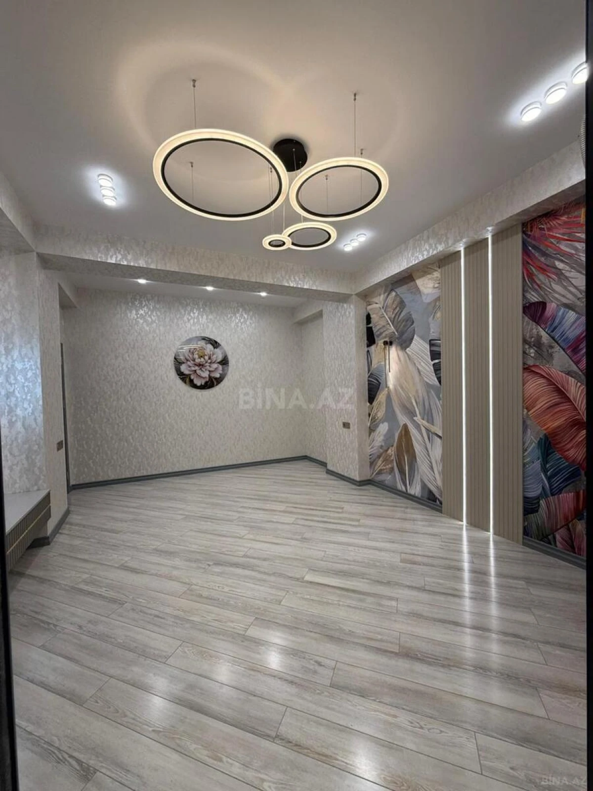 Satılır 3 otaqlı mənzil 96 m²